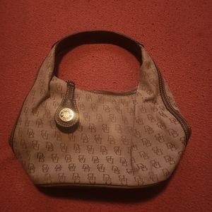 Dooney and bourke handbag